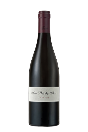 By Farr - Tout Près Pinot Noir rode wijn